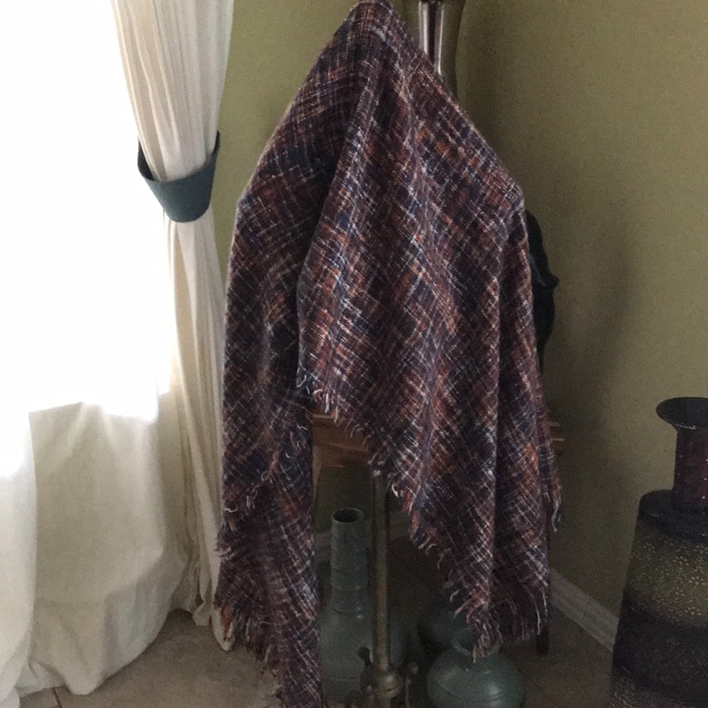 Wool scarf/wrap
